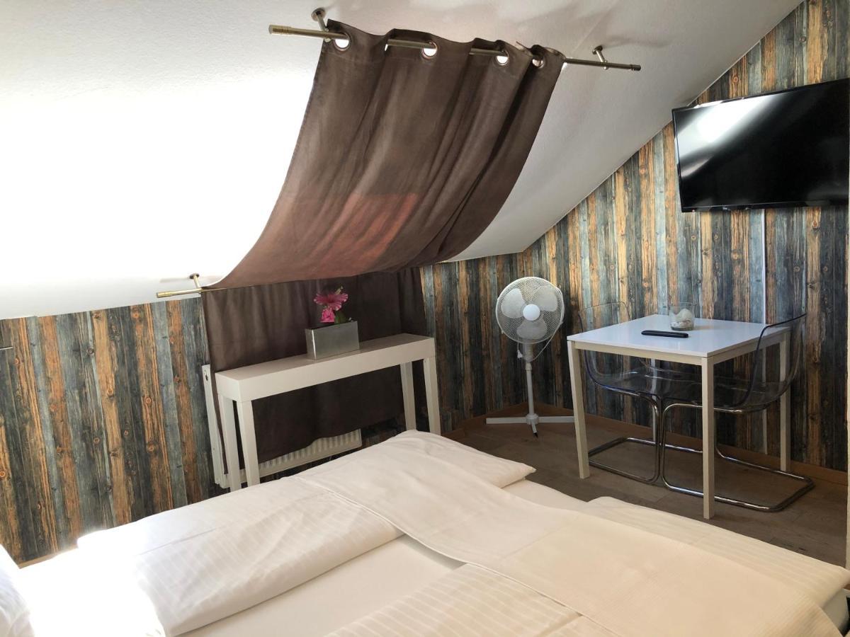 Deluxe Studio 9 In Der Altstadt Apartman Freiburg im Breisgau Kültér fotó